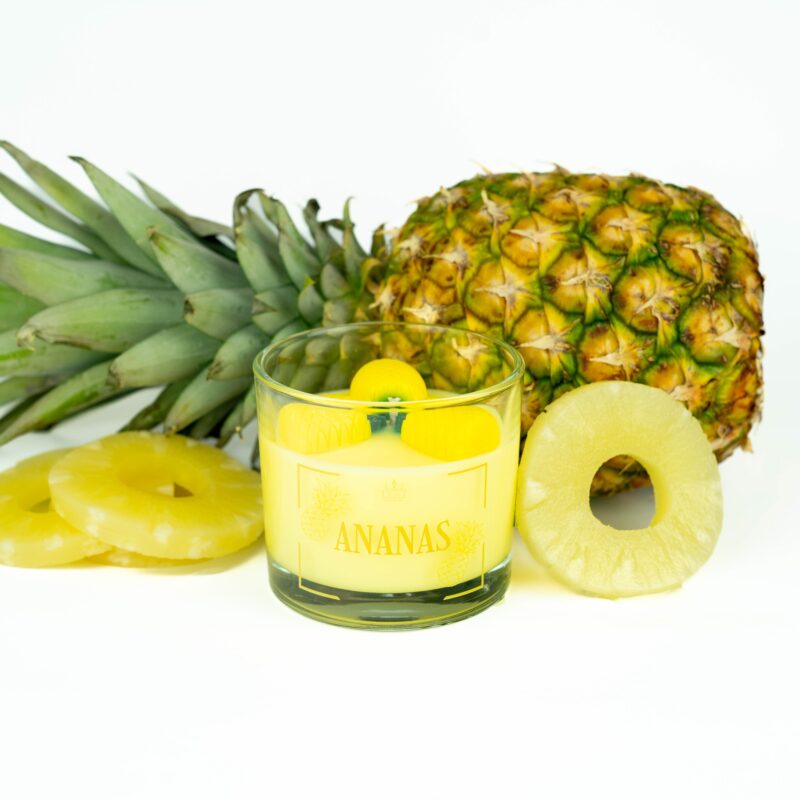 Świeca Ananas 300 ml – owocowa świeca Król Świec z intensywnym zapachem ananasa